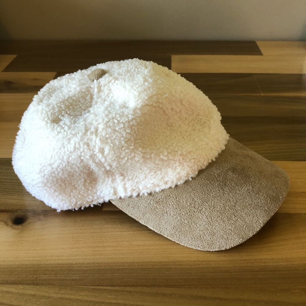 Lk New Crazy 8 Sherpa Hat